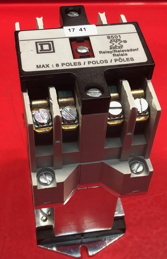 Relé Tipo X marca SQUARE D Serie 8501X; Alimentación 24/110VDC Contactos 2NO Polos 8     