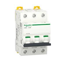 Breaker para Riel Din marca Schneider Electric Serie Acti9; Amperaje 2A Polos 3 Curva C 