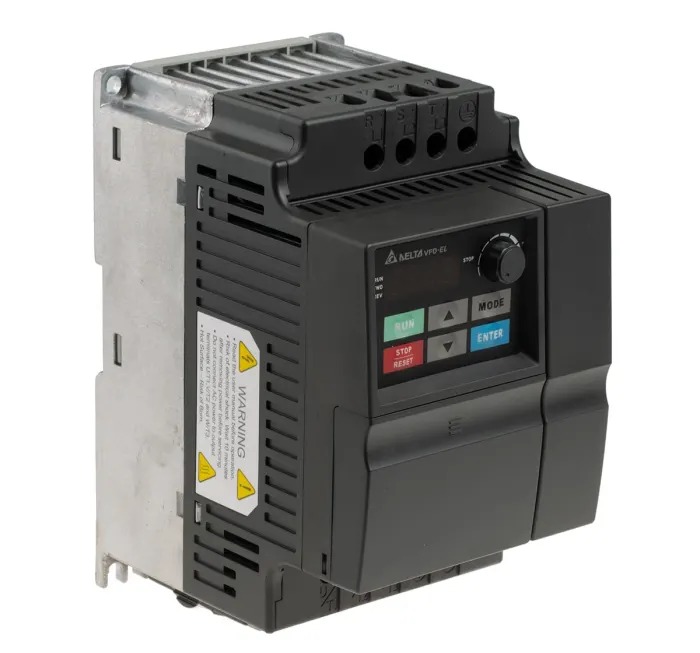 Variador de Frecuencia c/Teclado marca DELTA serie VFD-EL; Alimentación 480VAC Potencia(kW) 3.75kW Potencia(HP) 5HP Trifasico Amperaje 8.2A