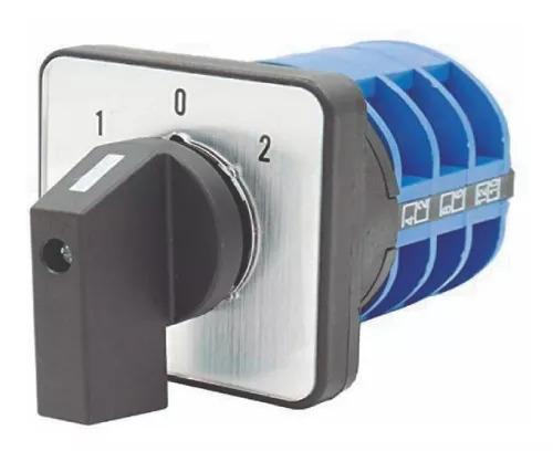 Selector / Seccionador marca CHINO Serie CA10; Amperaje 63A Color Negro posiciones 3 No Iluminado Polos 3. CA10-63A-3     