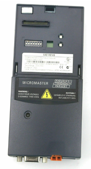 Siemens MICROMASTER 4 Módulo PROFIBUS Por motivos mecánicos, en el MM4 FX/GX debe utilizarse el conector 6GK1500-0EA02