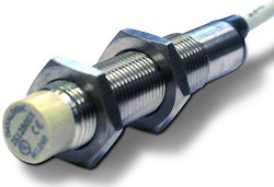 IS-12-A2-03 FLUSH PNP NC CABLE